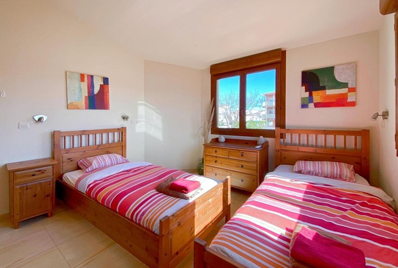 Ampuriahome Villa Hosting 15, Pool & Mooring Empuriabrava Exterior photo